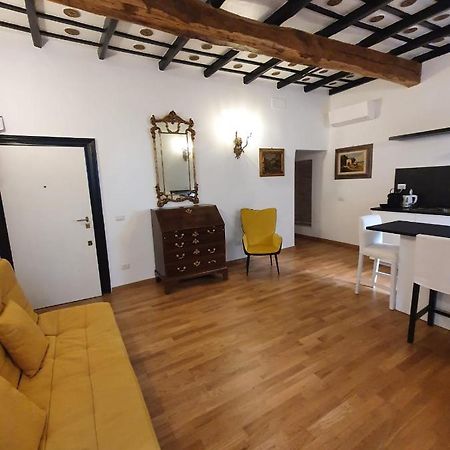 Charming Frattina - 2 Bathrooms New Apartment Rome Bagian luar foto