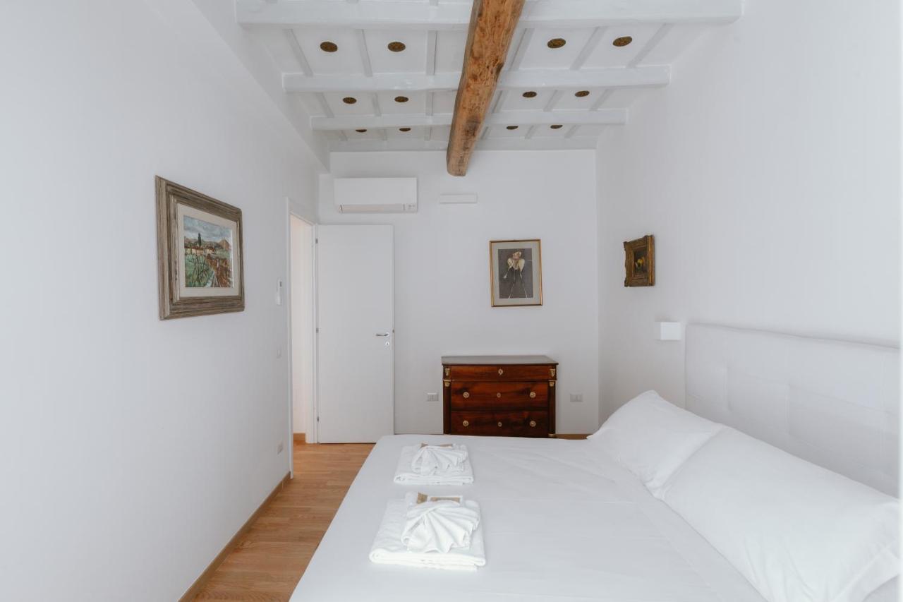 Charming Frattina - 2 Bathrooms New Apartment Rome Bagian luar foto