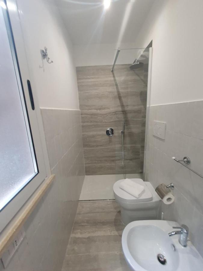 Charming Frattina - 2 Bathrooms New Apartment Rome Bagian luar foto